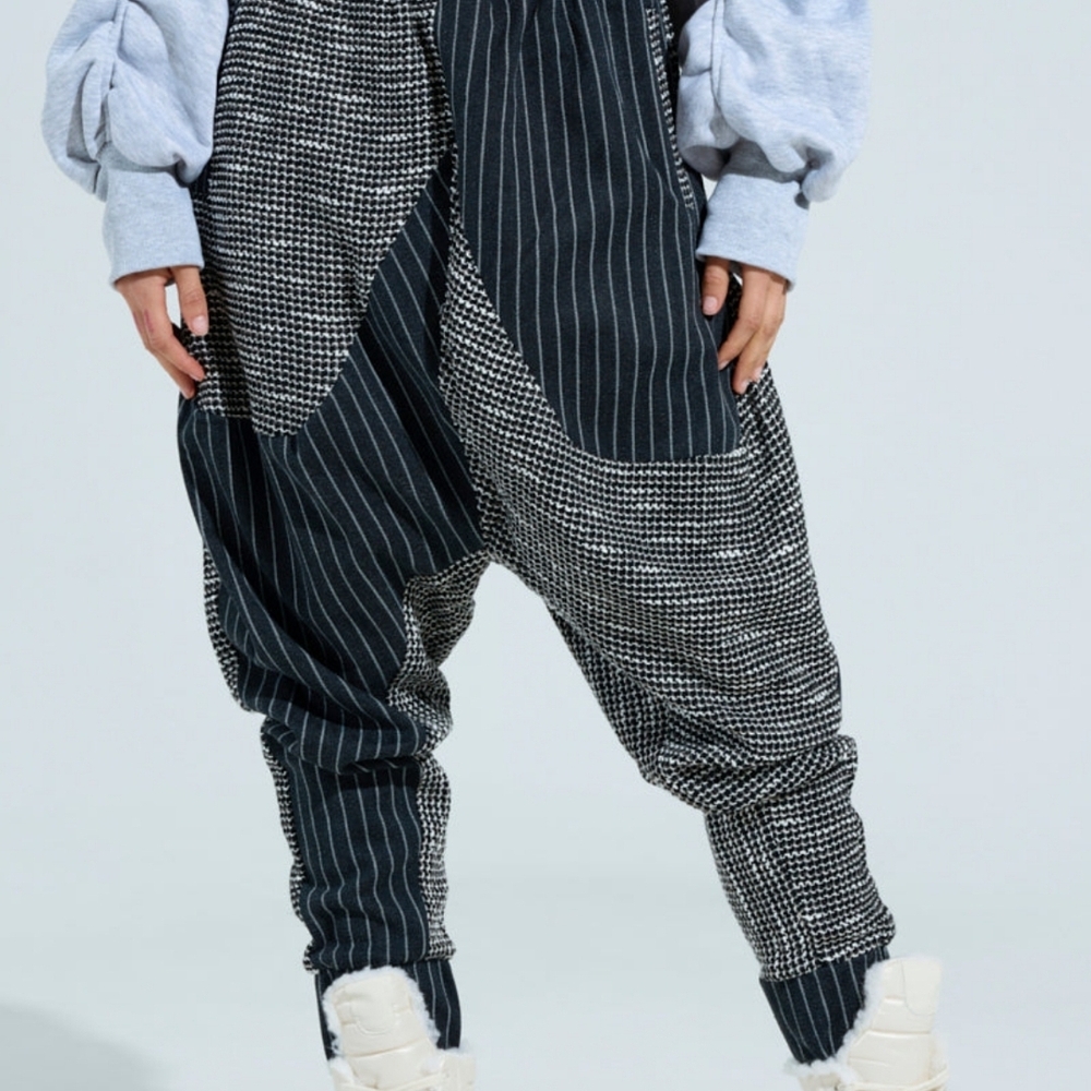 SOLD  AKIRA Do Whatever Joggers Funky Baggy sz L